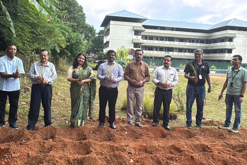 ദിശങ്കര ട്രസ്റ്റിന് കീഴിലുള്ള വിദ്യാഭ്യാസ സ്ഥാപനങ്ങളിൽ 5000 ഔഷധസസ്യങ്ങൾ നടുന്നു