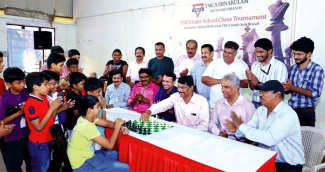 വൈ​എം​സി​എ ഇ​ന്‍റ​ര്‍ സ്‌​കൂ​ള്‍ ചെ​സ് ചാ​മ്പ്യ​ന്‍​ഷി​പ്പി​ന് തു​ട​ക്കം