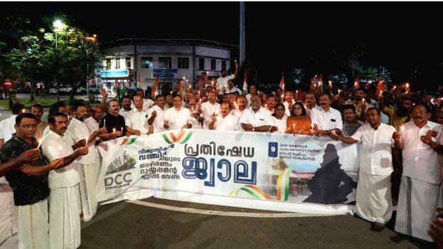 ശബരിമല: ദീപം തെളിച്ച് പ്രതിഷേധം
