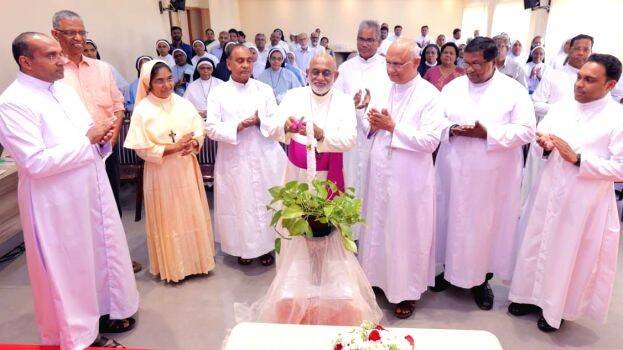 സാമൂഹ്യവികസനത്തിൽ തുണയായി ക്രിസ്ത്യൻ ആത്മീയമൂല്യങ്ങൾ: ആർച്ച് ബിഷപ്പ് റാഫേൽ തട്ടിൽ